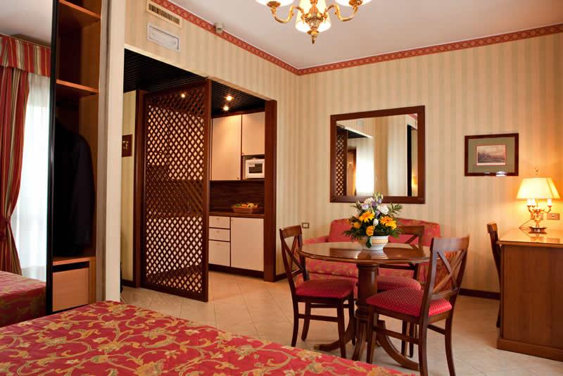 Unaway Hotel & Residence Linea Uno Milano ภายนอก รูปภาพ