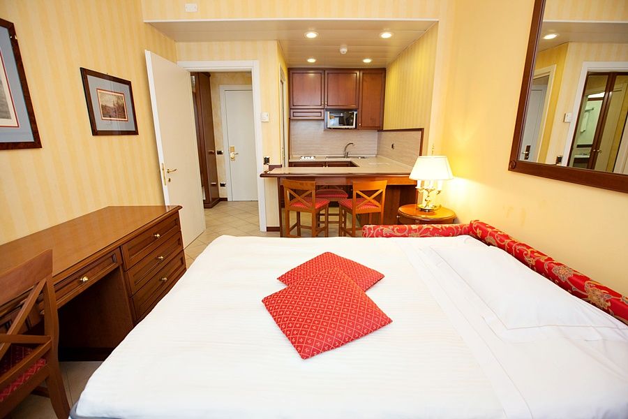 Unaway Hotel & Residence Linea Uno Milano ภายนอก รูปภาพ