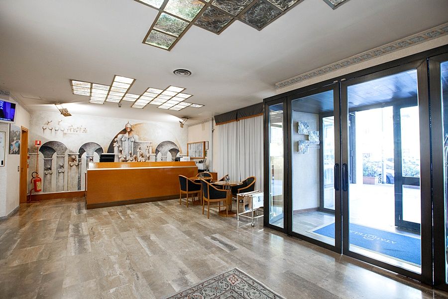Unaway Hotel & Residence Linea Uno Milano ภายนอก รูปภาพ