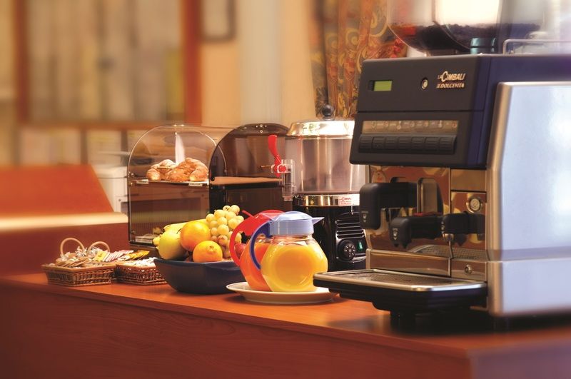 Unaway Hotel & Residence Linea Uno Milano ภายนอก รูปภาพ