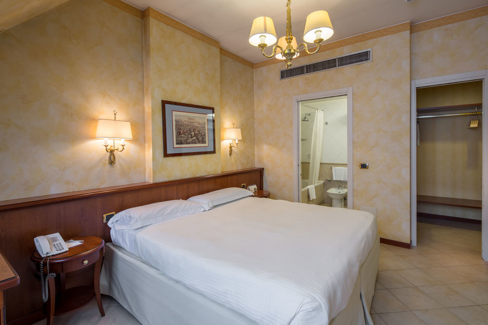 Unaway Hotel & Residence Linea Uno Milano ภายนอก รูปภาพ