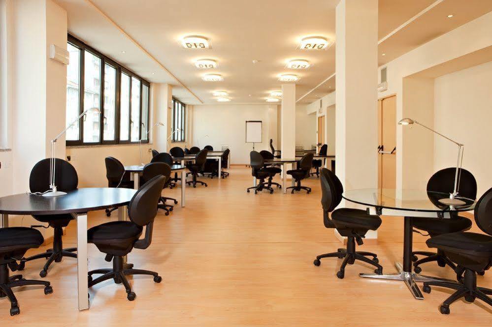 Unaway Hotel & Residence Linea Uno Milano ธุรกิจ รูปภาพ