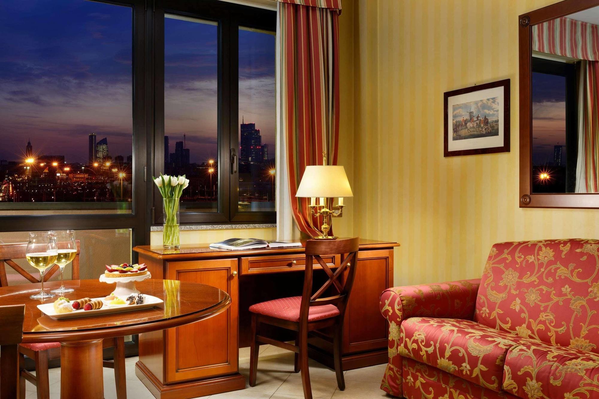 Unaway Hotel & Residence Linea Uno Milano ภายนอก รูปภาพ