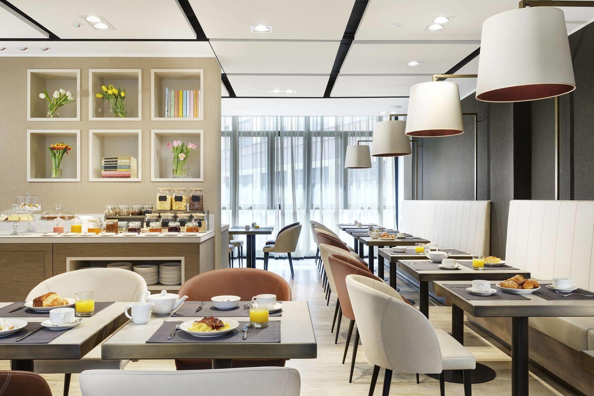 Unaway Hotel & Residence Linea Uno Milano ภายนอก รูปภาพ