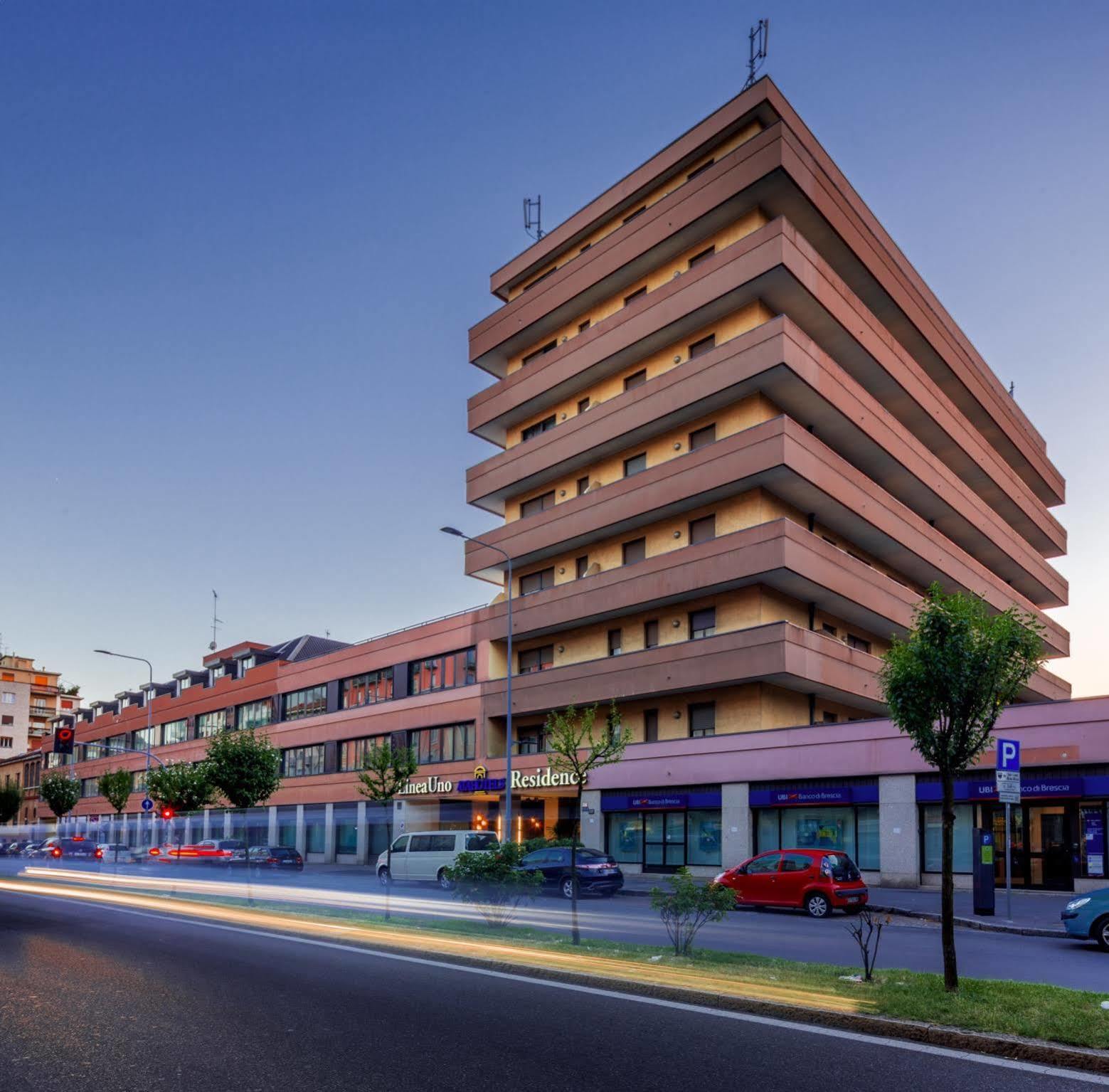 Unaway Hotel & Residence Linea Uno Milano ภายนอก รูปภาพ