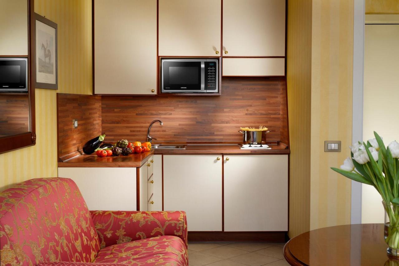 Unaway Hotel & Residence Linea Uno Milano ภายนอก รูปภาพ