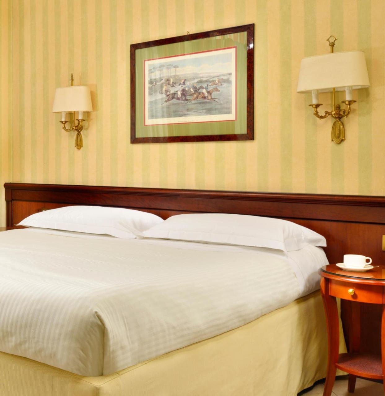 Unaway Hotel & Residence Linea Uno Milano ภายนอก รูปภาพ
